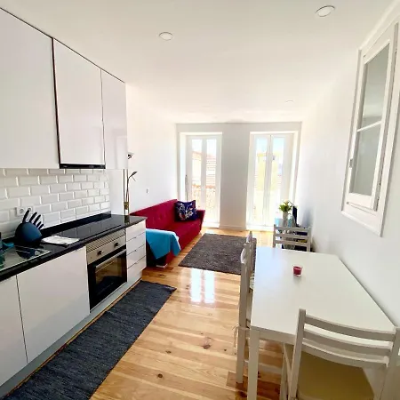 20-2 Castle View With French Terrace *